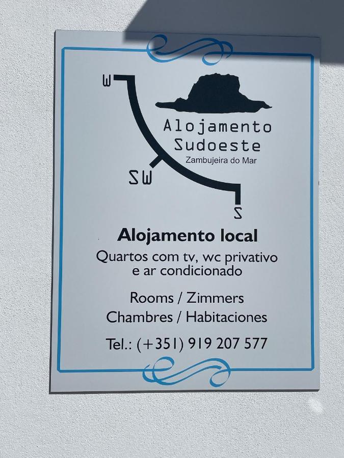 Отель Alojamento Sudoeste Замбужейра-ду-Мар Экстерьер фото