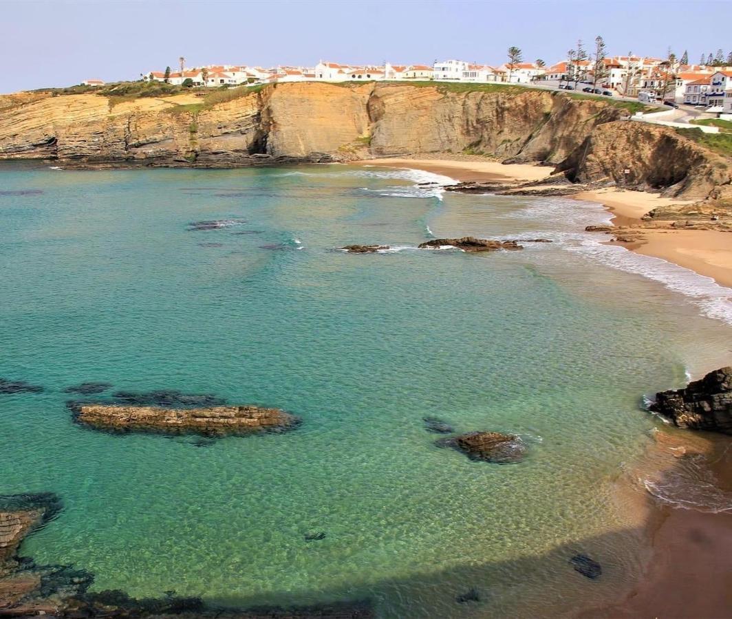 Отель Alojamento Sudoeste Замбужейра-ду-Мар Экстерьер фото